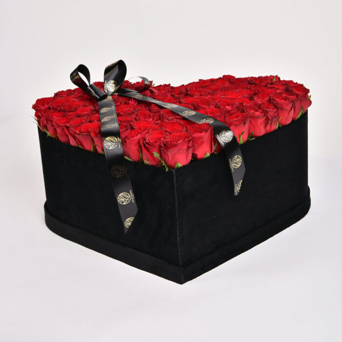 101 Ruža u kutiji u obliku srca - Dostava cveća Beograd - Provansa Dekor Beograd