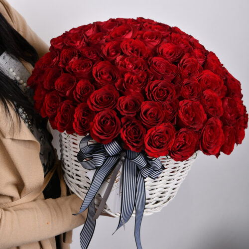 101 red roses in a basket - flower shop Provence decor - flower delivery Belgrade