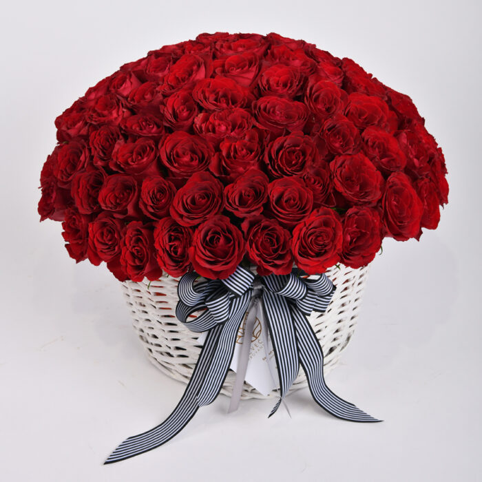 101 crvena ruža u korpi - cvećara provansa dekor - dostava cveća